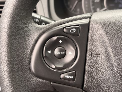 Used 2015 Honda CR-V LX image 27