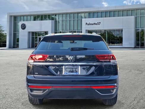 Certified 2023 Volkswagen Atlas Cross Sport SE w/ Black Wheel Package FWD image 5