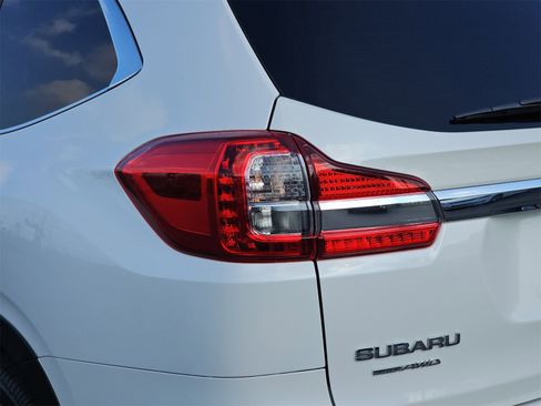 Used 2022 Subaru Ascent Limited w/ Technology Package image 38
