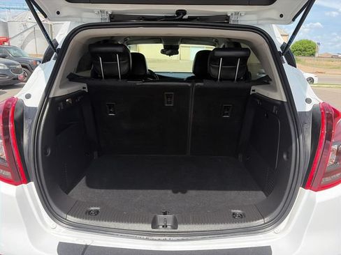 Used 2022 Buick Encore Preferred w/ Safety Package AWD/4WD image 42