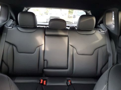 New 2026 Jeep Compass Limited image 13