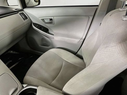 Used 2012 Toyota Prius Two FWD image 21