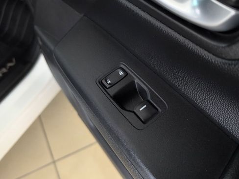 Used 2023 Honda CR-V EX image 45