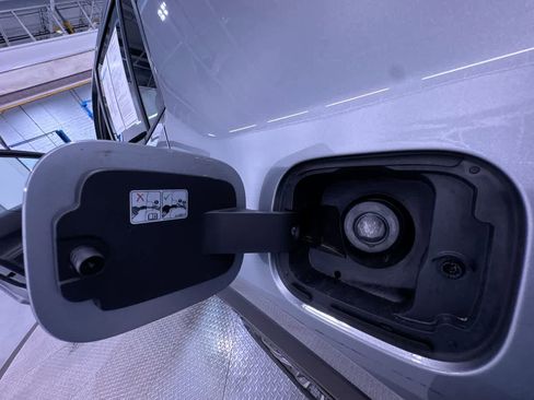 Used 2025 Chevrolet Equinox LT image 39