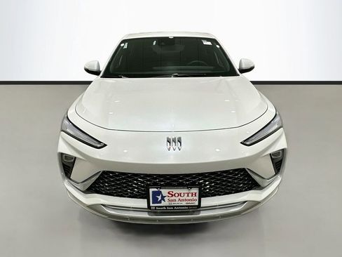New 2026 Buick Envista Preferred FWD image 2