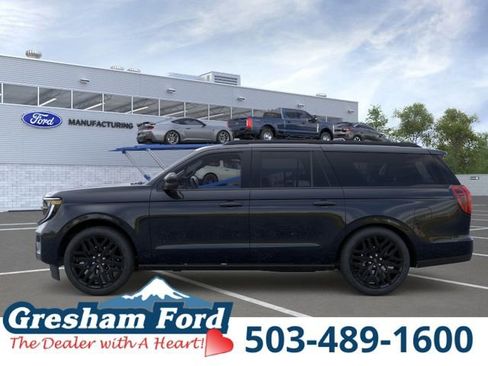 New 2026 Ford Expedition Max Platinum AWD/4WD image 3