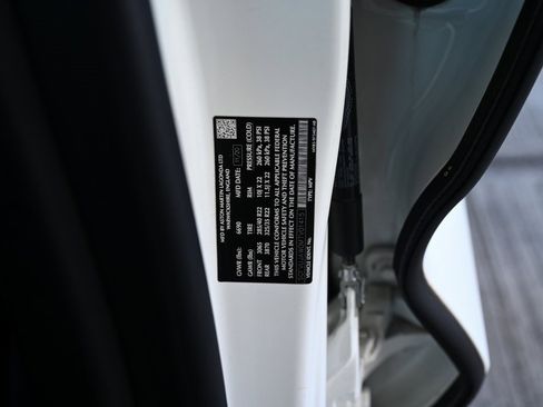 Used 2021 Aston Martin DBX image 46