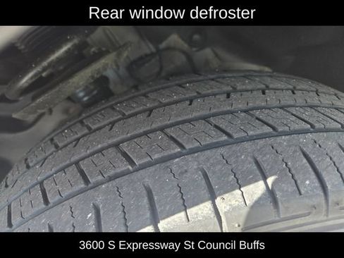 Used 2020 Jeep Cherokee Limited AWD/4WD image 12