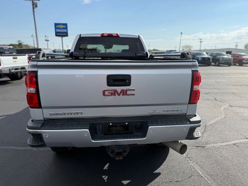 Used 2019 GMC Sierra 2500 Denali image 6