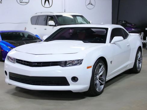 Used 2015 Chevrolet Camaro LT w/ Commemorative Special Edition image 6