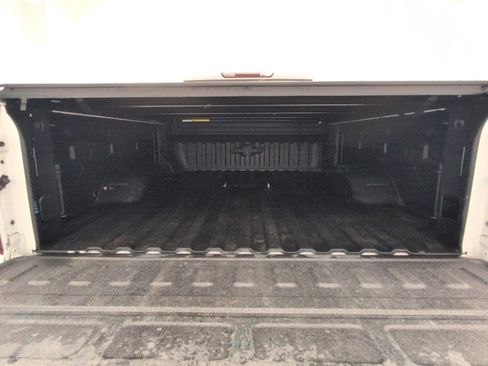 Used 2021 Chevrolet Silverado 2500 Custom w/ Custom Value Package AWD/4WD image 15