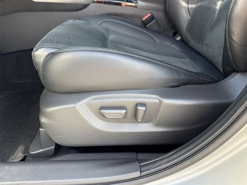 Used 2023 Mitsubishi Eclipse Cross SEL image 18