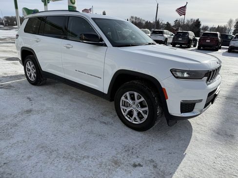 Used 2021 Jeep Grand Cherokee L Limited image 1