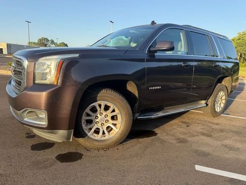 Used 2015 GMC Yukon SLT RWD image 12