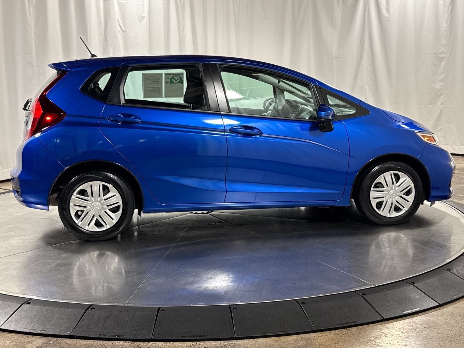 Used 2020 Honda Fit LX image 6