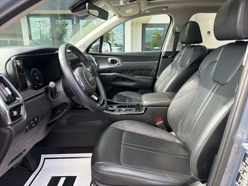 Certified 2023 Kia Sorento SX AWD/4WD image 26