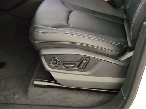 New 2026 Audi Q8 Premium Plus image 22