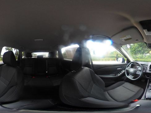 Used 2025 Nissan Rogue SV AWD/4WD image 36