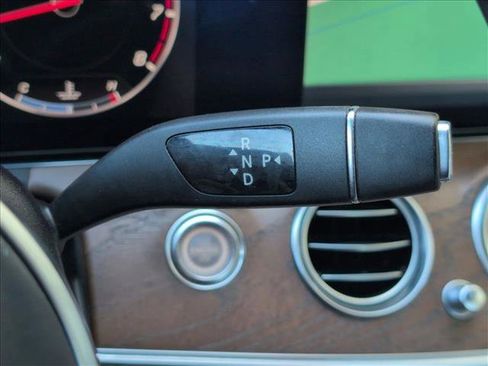 Used 2020 Mercedes-Benz E 350 Sedan image 12
