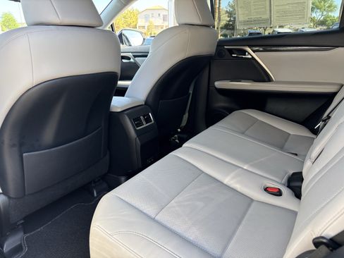 Used 2020 Lexus RX 350 FWD w/ Accessory Package image 15