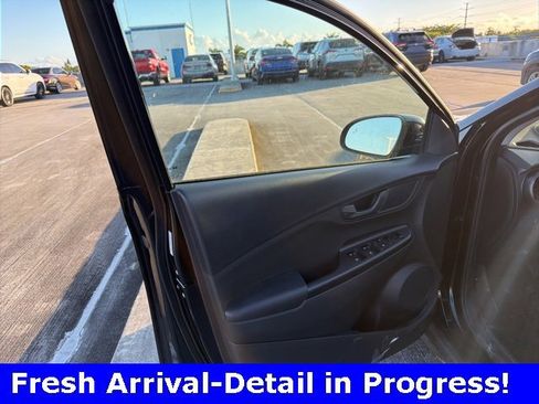 Used 2022 Hyundai Kona SEL image 11