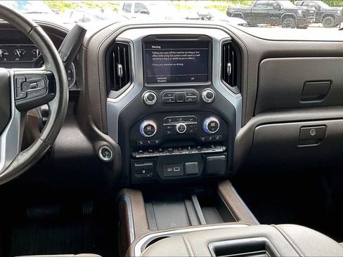 Used 2020 GMC Sierra 1500 SLT image 8