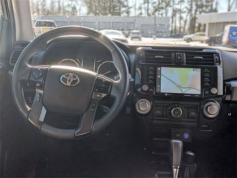 Used 2021 Toyota 4Runner Venture image 32