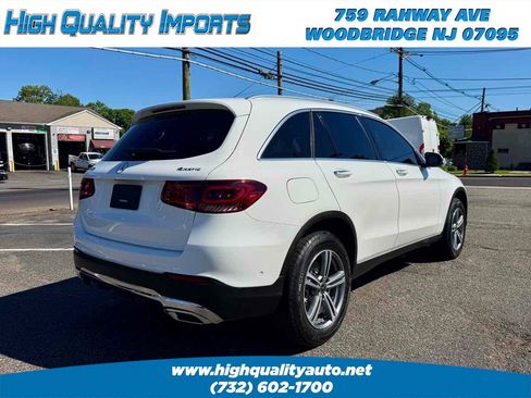 Used 2021 Mercedes-Benz GLC 300 4MATIC w/ Multimedia Package image 7