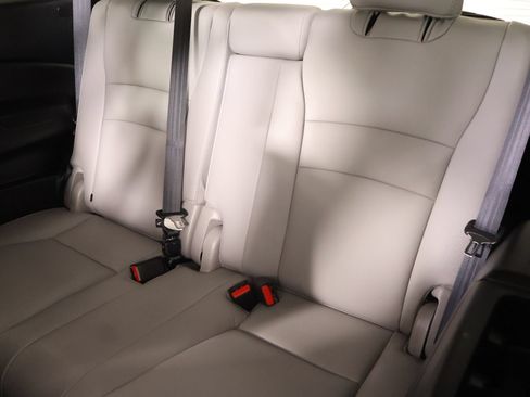 Used 2021 Honda Pilot Special Edition image 13
