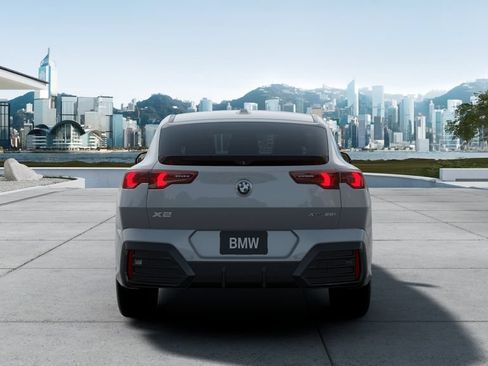 New 2026 BMW X2 xDrive28i w/ Technology Package AWD/4WD image 30