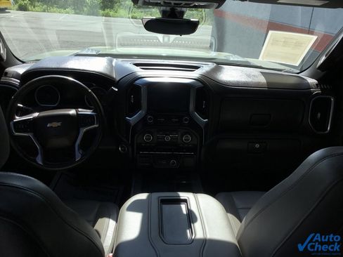 Used 2020 Chevrolet Silverado 3500 LTZ w/ LTZ Premium Package image 32