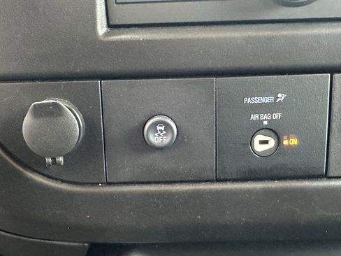 Used 2024 Chevrolet Express 2500 w/ Driver Convenience Package image 26