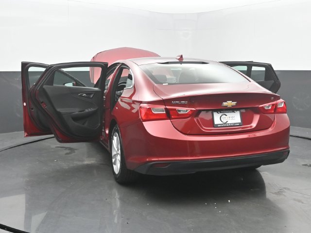Used 2017 Chevrolet Malibu LT FWD image 52