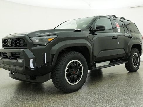 New 2026 Toyota 4Runner TRD Off-Road Premium AWD/4WD image 12