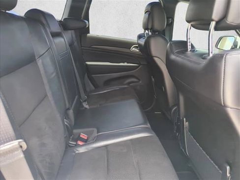 Used 2021 Jeep Grand Cherokee Laredo X AWD/4WD image 19