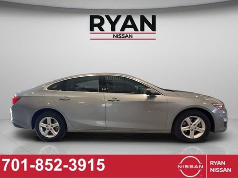 Used 2024 Chevrolet Malibu LT FWD image 6