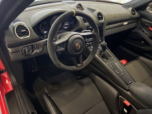 Used 2025 Porsche 718 Cayman GT4 RS image 4