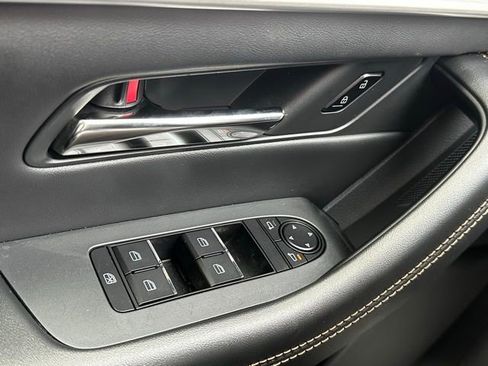 Used 2025 MAZDA CX-90 3.3 Turbo w/ Preferred Package image 17