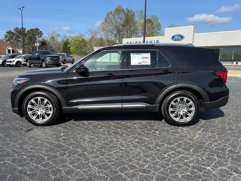 New 2026 Ford Explorer Platinum RWD image 4