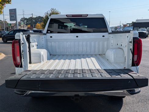 Used 2024 GMC Sierra 1500 SLT image 7