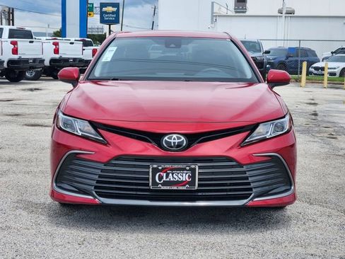 Used 2024 Toyota Camry LE FWD image 2