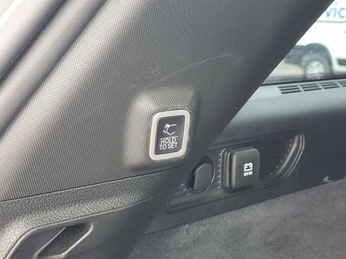 Used 2024 Jeep Grand Cherokee Summit AWD/4WD image 9