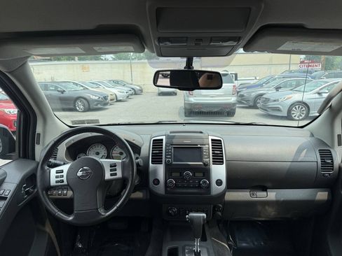 Used 2018 Nissan Frontier PRO-4X AWD/4WD image 13