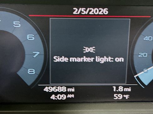 Used 2023 Audi Q3 2.0T Premium image 18