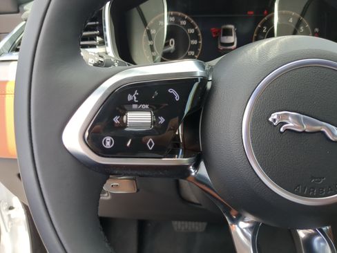 New 2026 Jaguar F-PACE R-Dynamic S image 27