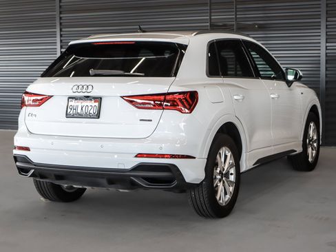 Used 2023 Audi Q3 2.0T Premium Plus w/ Premium Plus Package AWD/4WD image 17