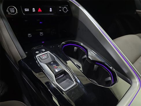 Used 2025 Audi Q5 2.0T Premium Plus w/ Premium Plus image 26