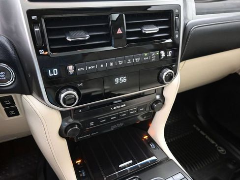 Used 2023 Lexus GX 460 Premium AWD/4WD image 19