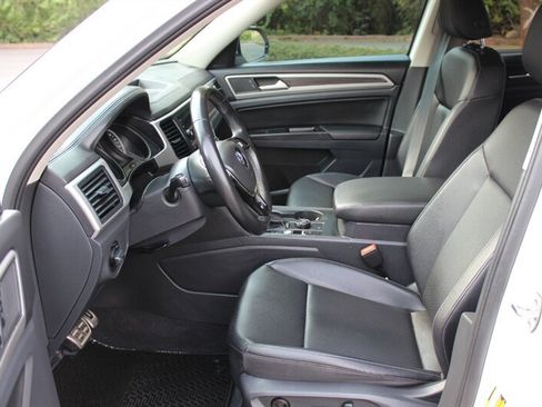 Used 2020 Volkswagen Atlas SE w/ Towing Package AWD/4WD image 10