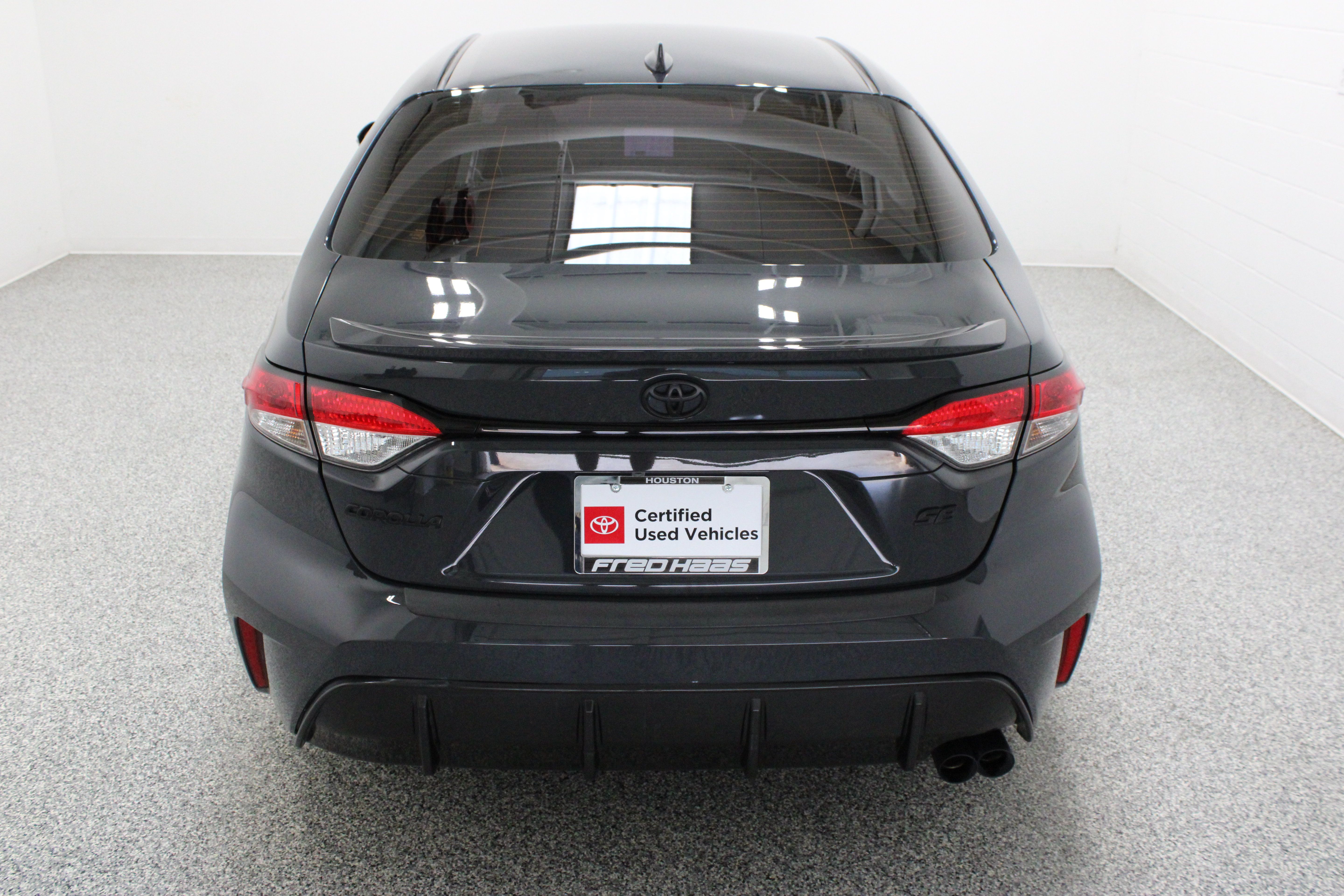 Used 2025 Toyota Corolla SE FWD image 8